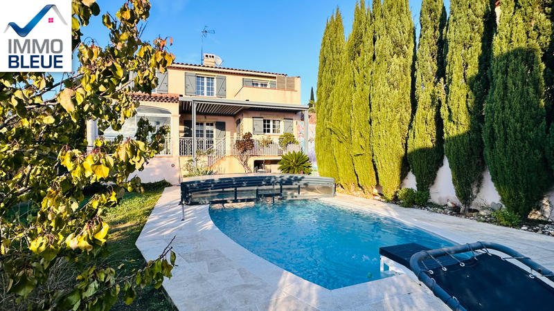 Villa - 130 m² - 5 pièces