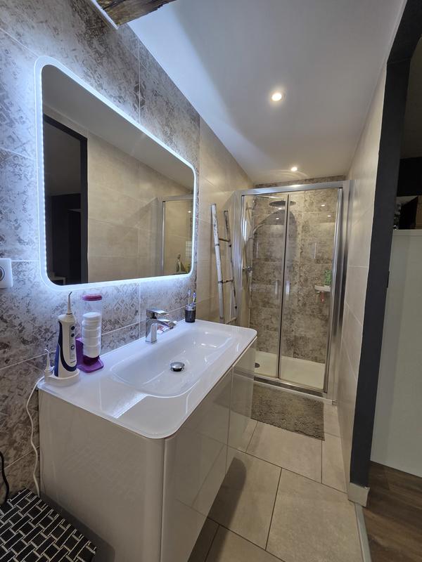 Maison - 222 m² - 7 pièces