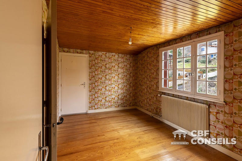 Maison - 160 m² - 8 pièces