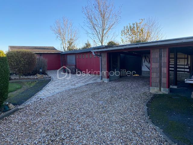 Maison traditionnelle - 119 m² - 6 pièces