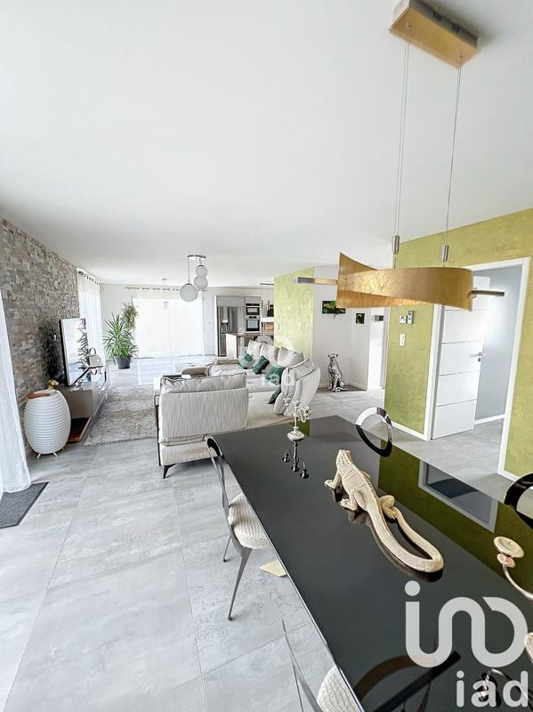 Maison - 146 m² - 6 pièces