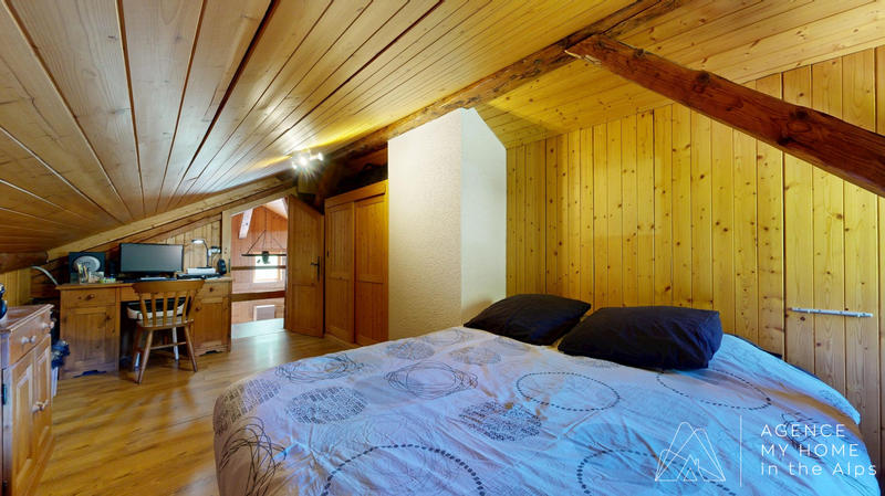 Châlet - 216 m² - 5 pièces