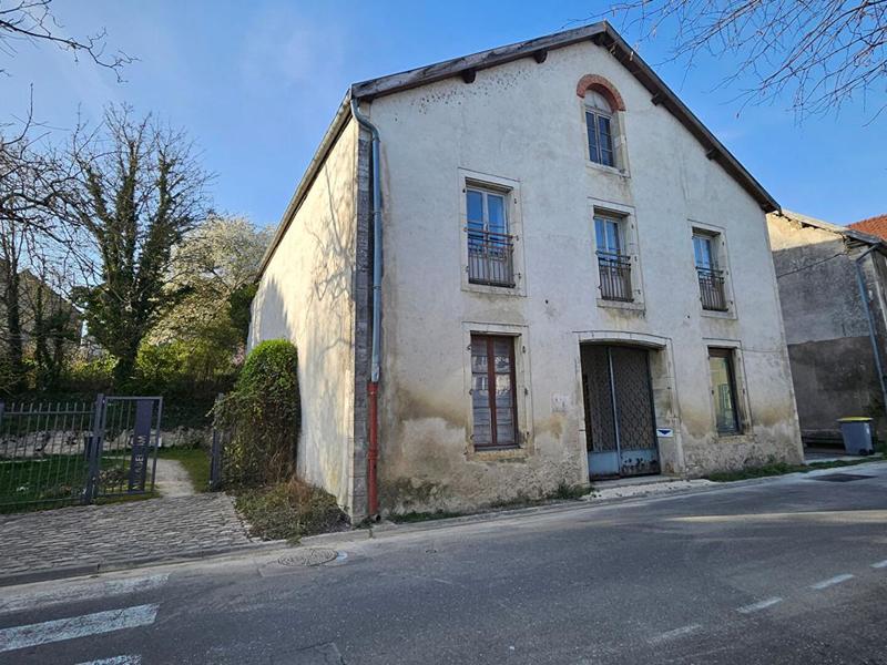 Local commercial - 318 m²
