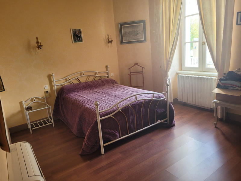 Maison - 346 m² - 10 pièces