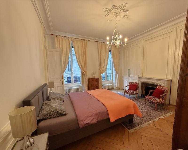 Appartement - 138 m² - 4 pièces