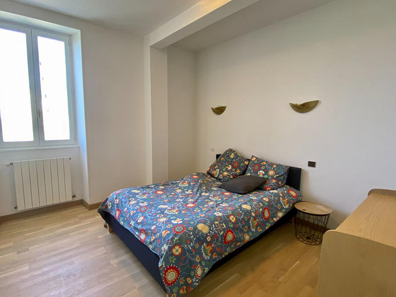 Maison - 190 m² - 9 pièces