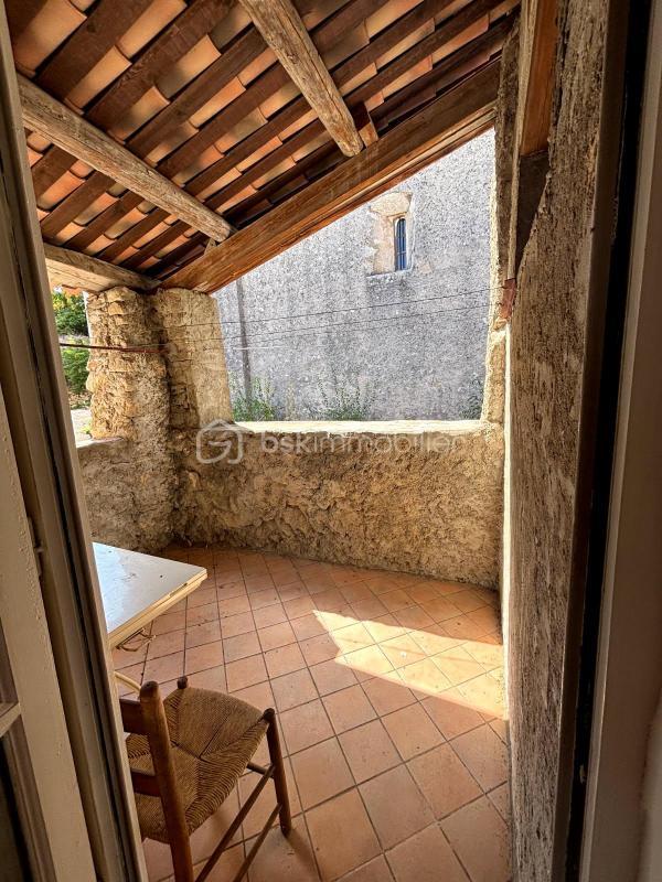 Maison en pierre - 97 m² - 3 pièces