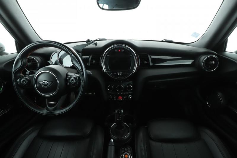 Mini Cabrio Mini Cabriolet Jcw Bva8 231 ch