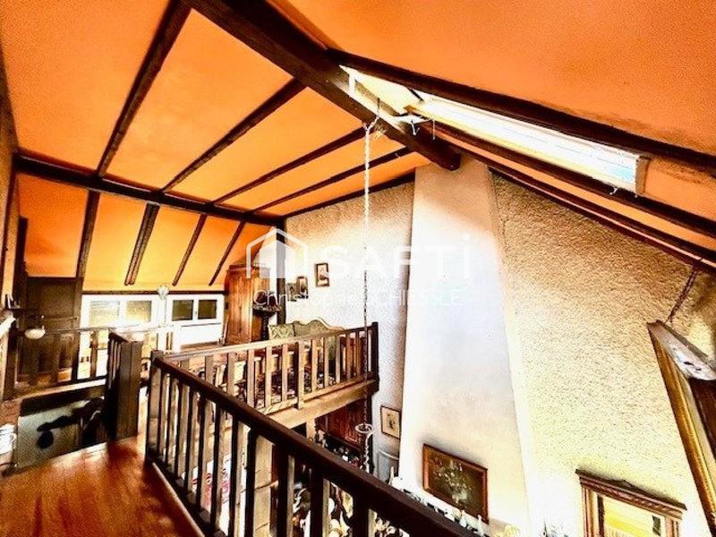 Maison - 189 m² - 8 pièces