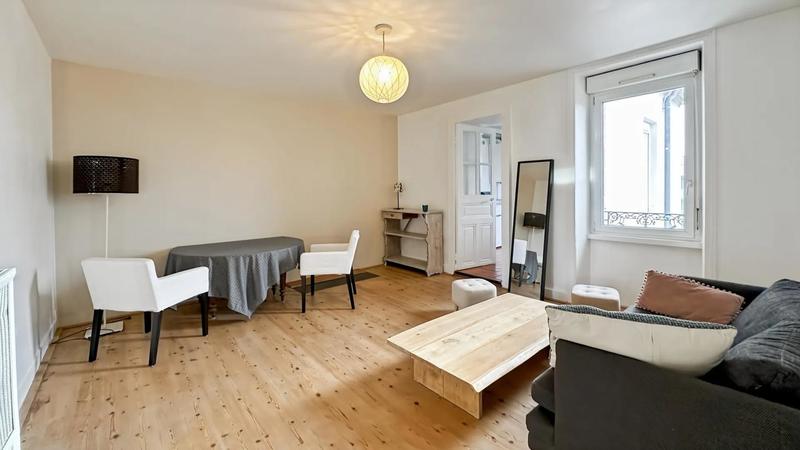 Appartement - 56 m² - 2 pièces