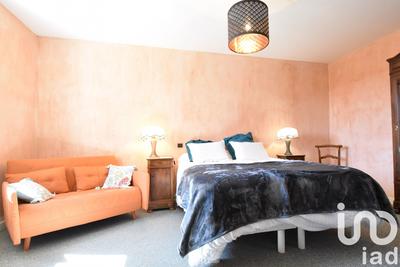 Maison - 180 m² - 6 pièces