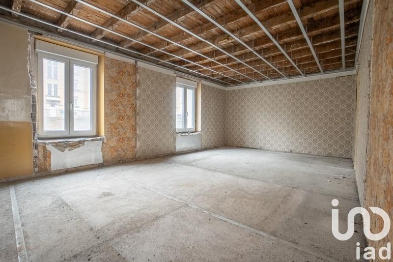 Maison - 260 m² - 8 pièces