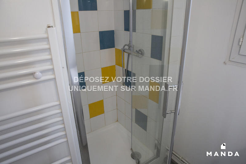 Chambre - 9 m² - 4 pièces