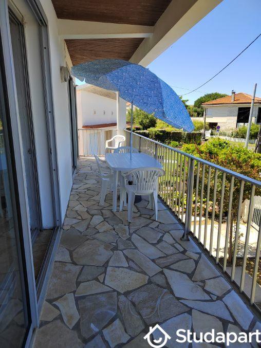 Appartement - 70 m² - 2 pièces