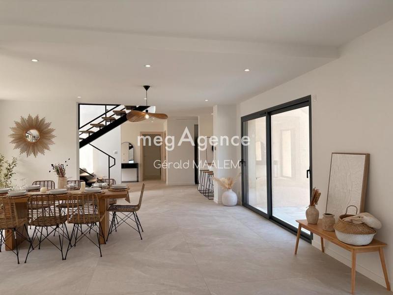 Villa - 243 m² - 7 pièces