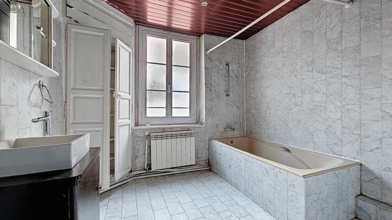 Appartement - 98 m² - 4 pièces