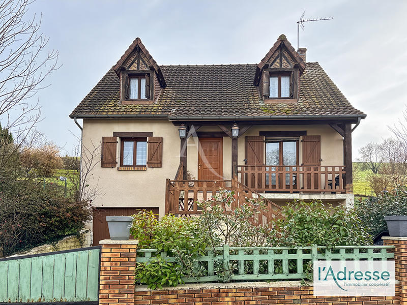 Maison - 104 m² - 5 pièces