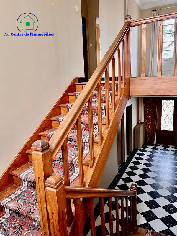 Maison - 183 m² - 6 pièces