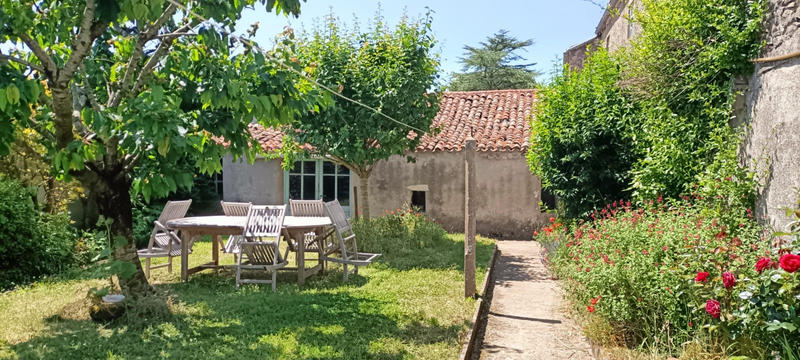 Maison de bourg - 115 m² - 4 pièces