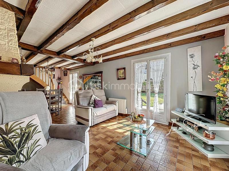 Maison traditionnelle - 107 m² - 4 pièces