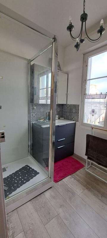 Maison - 146 m² - 6 pièces