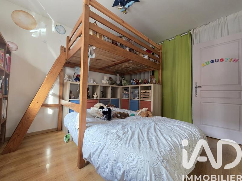 Maison - 174 m² - 6 pièces