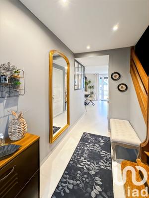 Maison - 291 m² - 10 pièces