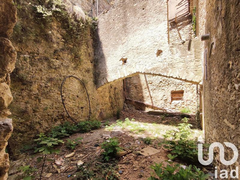 Maison - 215 m² - 7 pièces