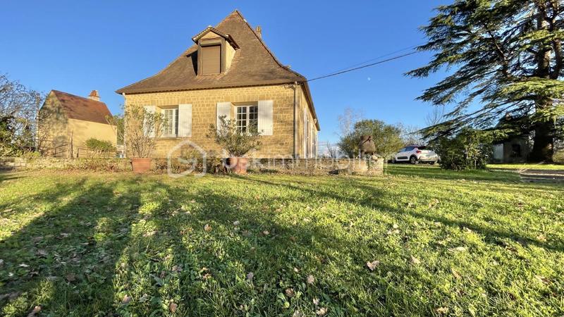 Maison en pierre - 120 m² - 6 pièces