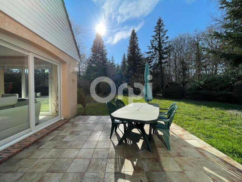 Maison - 181 m² - 6 pièces