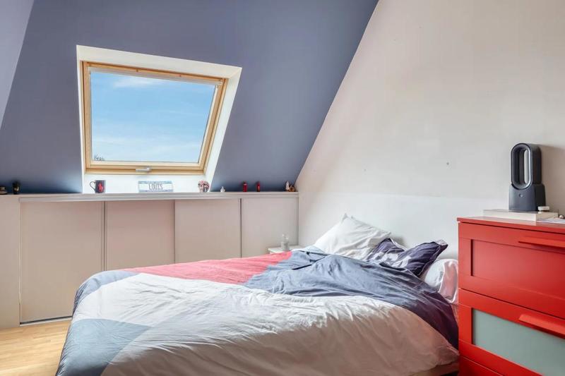 Maison - 235 m² - 7 pièces