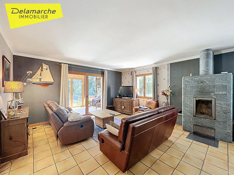 Maison - 257 m² - 8 pièces