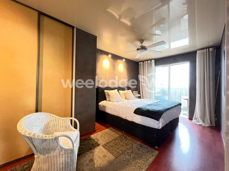 Appartement - 102 m² - 4 pièces