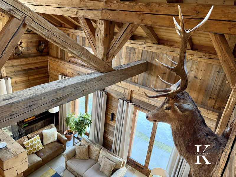 Châlet - 476 m² - 8 pièces