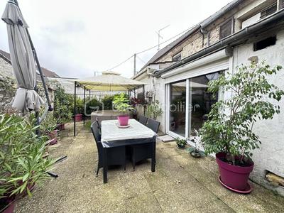 Maison - 103 m² - 5 pièces