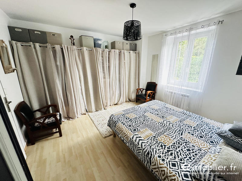 Maison - 101 m² - 5 pièces