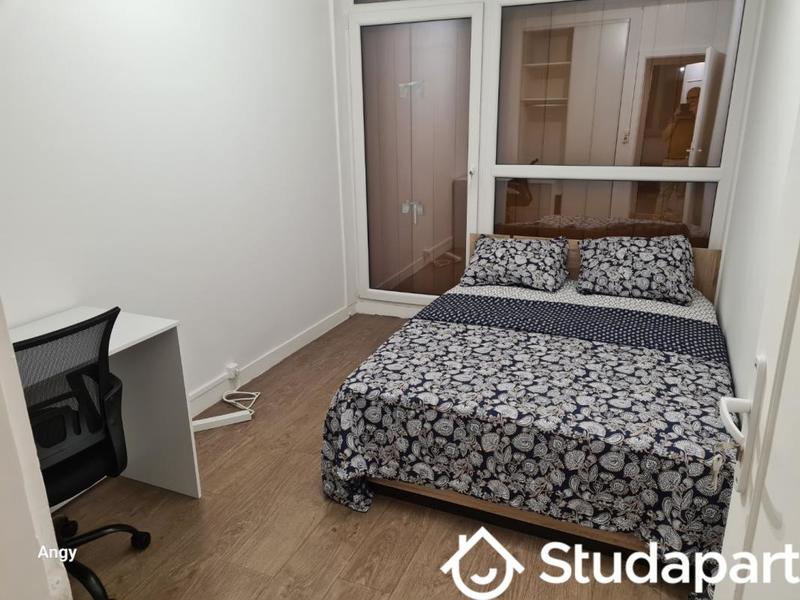 Chambre - 10 m² - 1 pièce