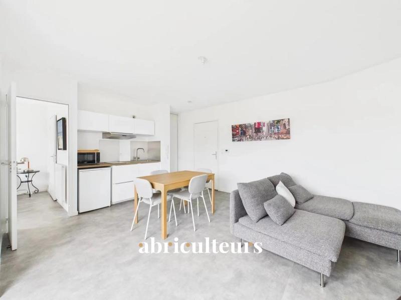 Appartement ancien - 35 m² - 2 pièces