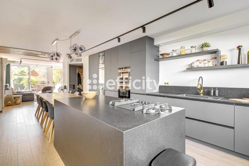 Appartement - 118 m² - 4 pièces