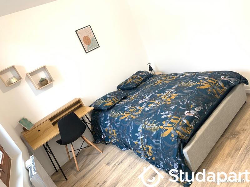 Chambre - 13 m² - 1 pièce