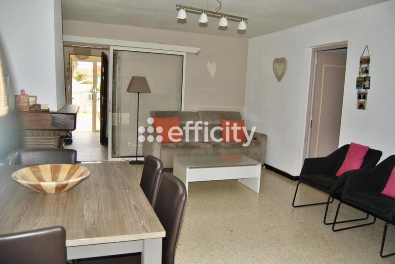 Villa - 100 m² - 5 pièces