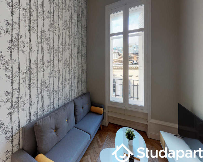 Chambre - 70 m² - 1 pièce