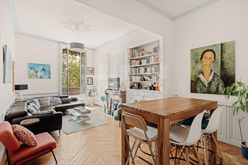 Appartement - 98 m² - 4 pièces