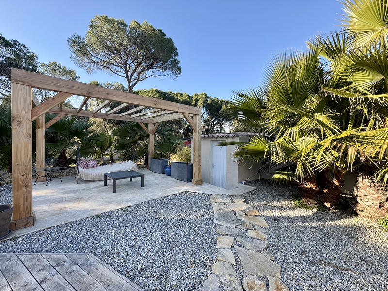 Villa - 243 m² - 7 pièces