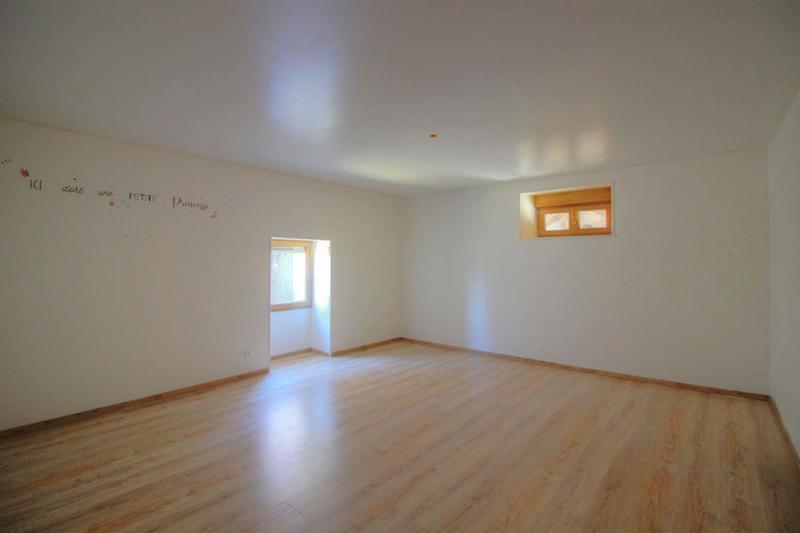 Maison - 232 m² - 7 pièces