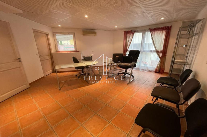 Local commercial - 75 m²