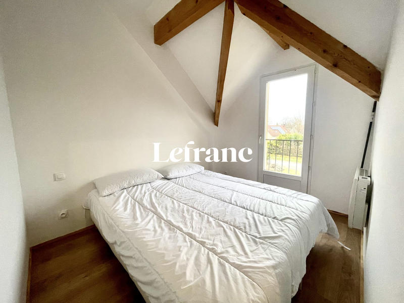 Maison - 300 m² - 10 pièces