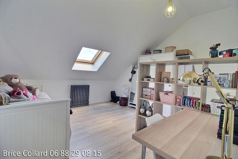 Maison - 158 m² - 8 pièces