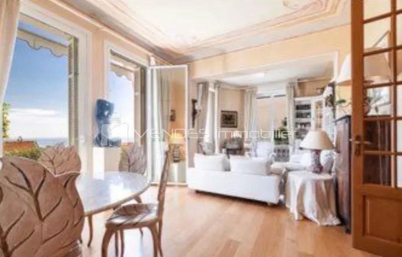 Villa - 169 m² - 7 pièces