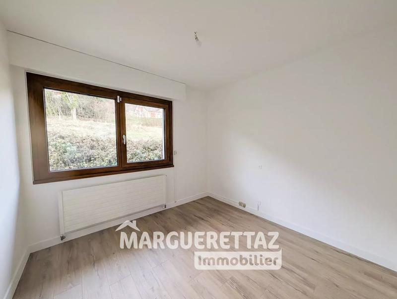 Villa - 214 m² - 6 pièces